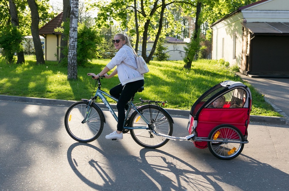 Bicycle Trailer for Babies – It Can Be Safe Only If You Know How