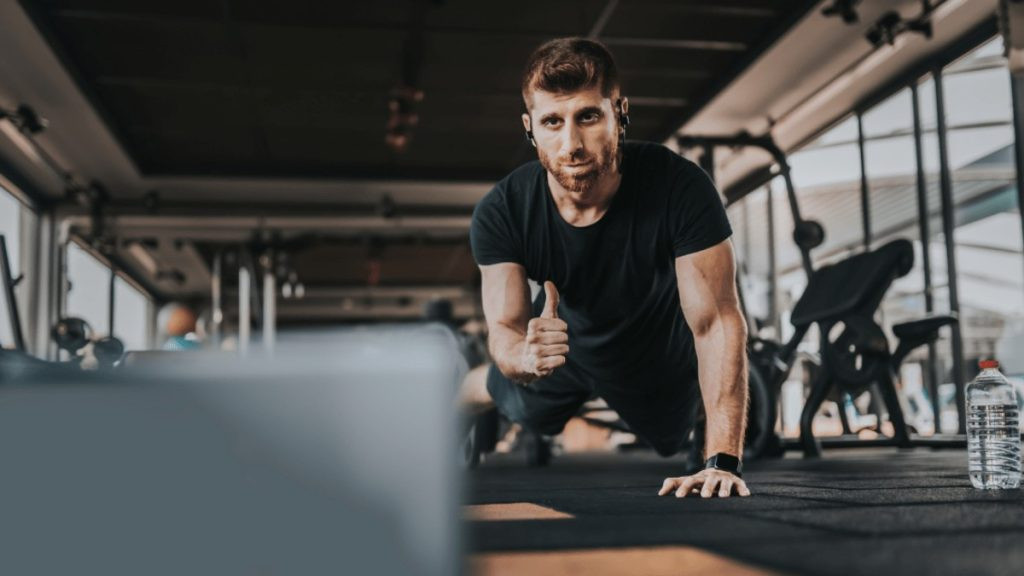 A Guide to Becoming a Certified Online Personal Trainer errors and omissions insurance