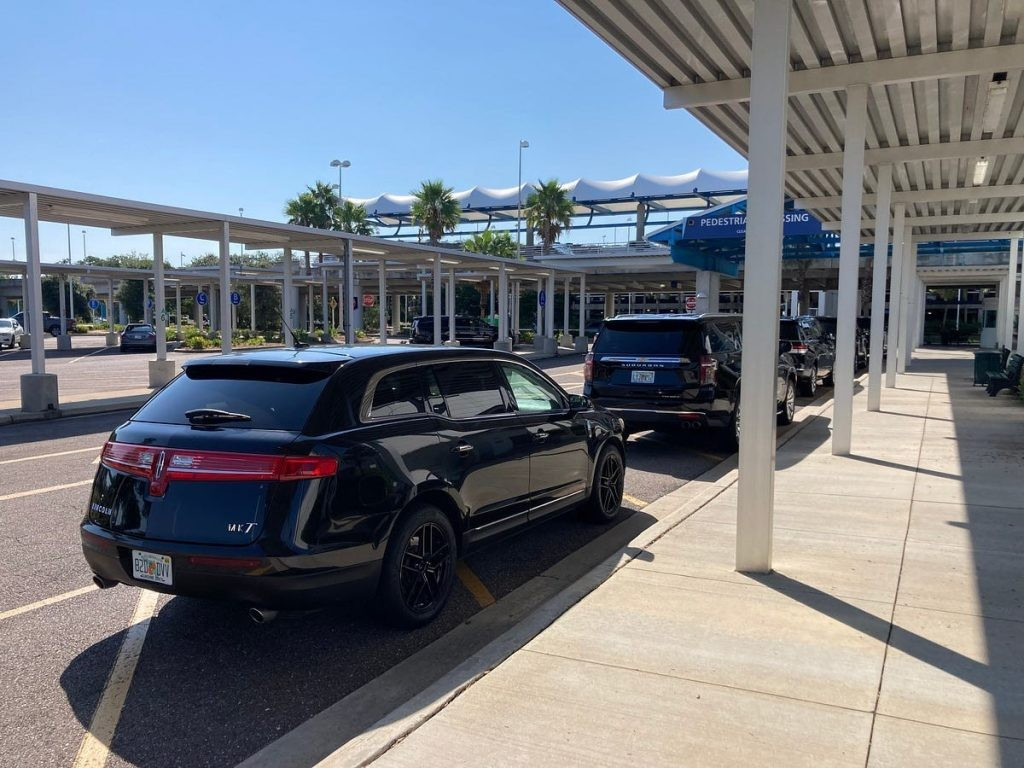 Book Jacksonville Car Services Progressively and Enjoy the Benefits of the Same –