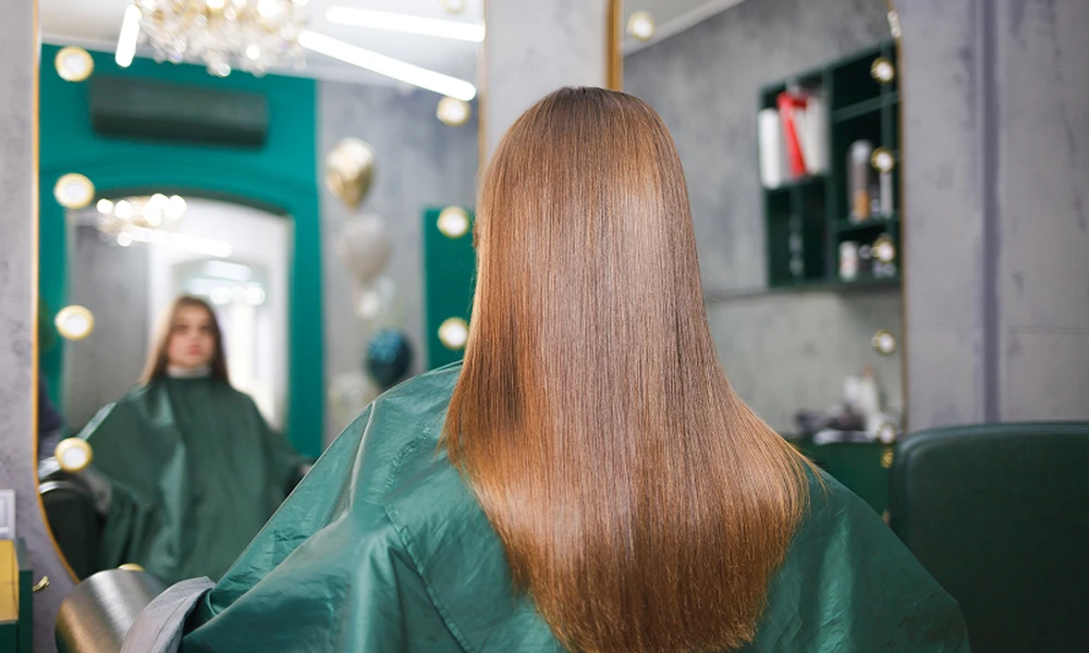 A Beginner’s Guide to Hair Treatment for Frizzy Hair in Singapore That Works